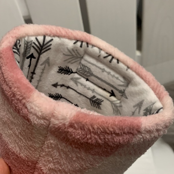 Pink checkered cup cozy - Picture 2 of 2